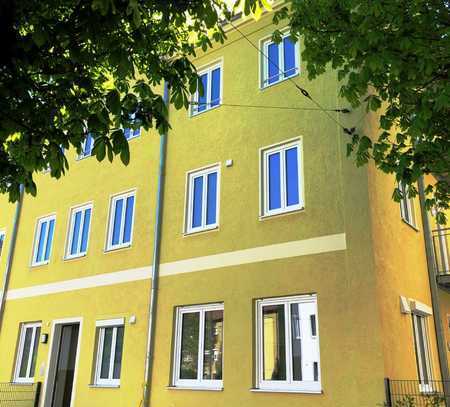 **GÖGGINGEN** Moderne und sanierte 3 ZKB- Erdgeschosswohnung mit kleiner Terrasse