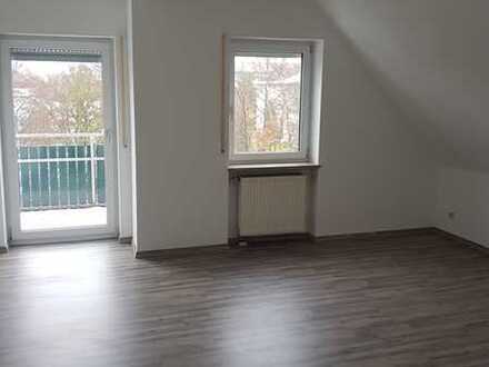 950 € - 102 m² - 3.0 Zi.
Lauf an der Pegnitz links