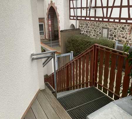 Schöne 3-Zimmer-Terrassenwohnung mit Balkon in Hammersbach