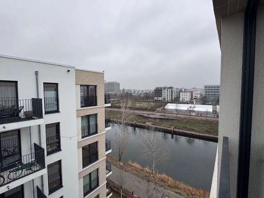 Moderne 2-Zimmerwohnung mit seitlichem Blick zur Spree