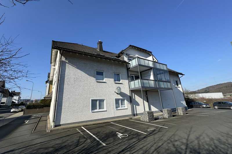                                                               Moderne helle Wohnung - zentral gelegen!                                                       in Haiger (Lahn-Dill-Kreis)