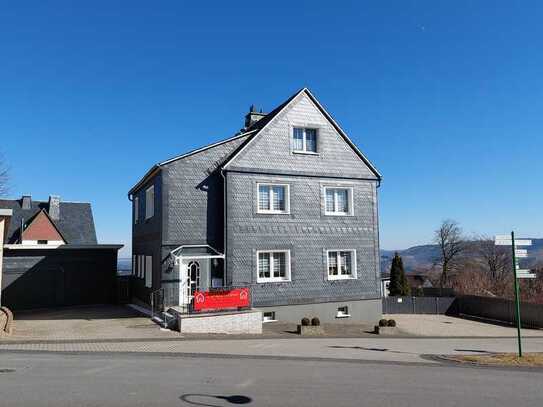 Schönes 1-2 Familienhaus, Top Lage, großer Garten, Doppelgarage, Panoramablick, PROVISIONSFREI !! VB