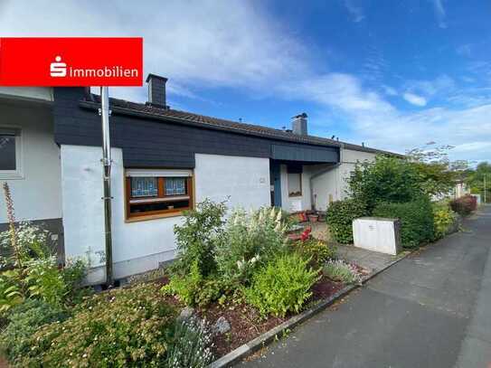 Reihenmittelhaus mit Charme: Ein Bungalow aus dem Baujahr 1975