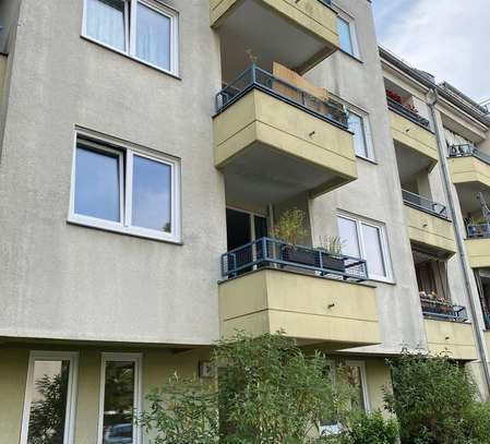 Freundliche 2-Zimmer mit Balkon in Treptow-Köpenick