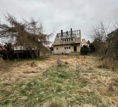 "Bauvorhaben mit Weitblick: Baugrundstück PROJEKTIERT - 5 Wohnungen + 2 Doppelhaushälfte!"