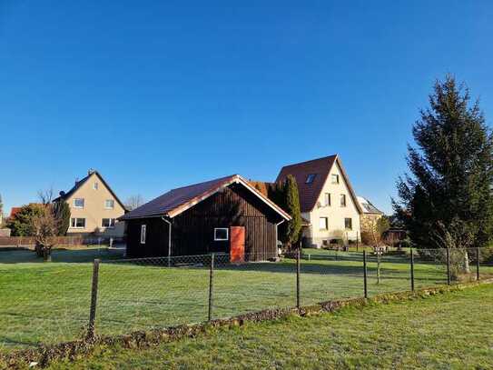 Haus mit weiterem Bauplatz in Schulenburg bei Pattensen