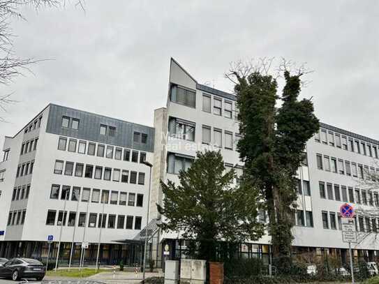 Moderne Büroetage mit Dachterrasse und flexiblen Raumkonzepten