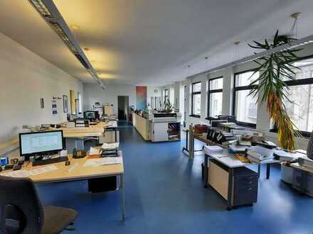 Repräsentative Büro-Räume, Praxis, Kanzlei, Unterricht in Düren