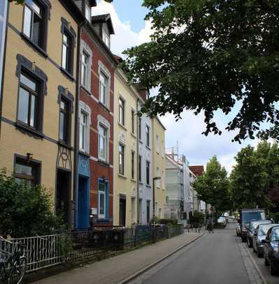 Mehrfamilienhaus (4 Wohneinheiten) in äußerst beliebter Lage in Bremen, unmittelbar am Walle-Center