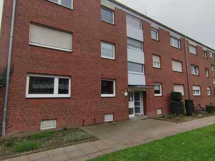 Gepflegte Wohnung mit Garage und Balkon.