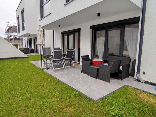 Erdgeschoss, Neubau, hochwertig - einfach schön! 4-Zi Wohnung im EG mit Terrasse