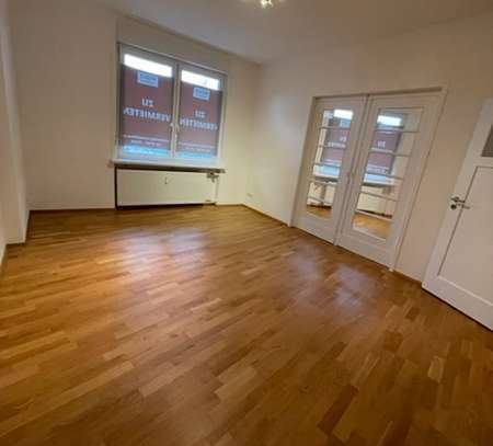 Exklusive 4 Zimmer Wohnung inkl. Balkon und Küche