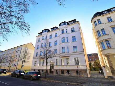 Stellplatz im abgeschlossenen Hinterhof