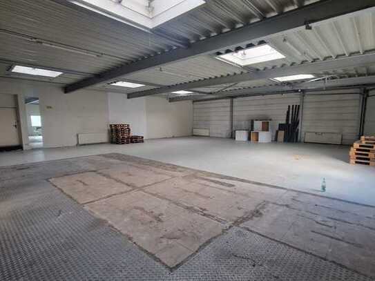 395 m² Lagehalle 30m² Bürofläche