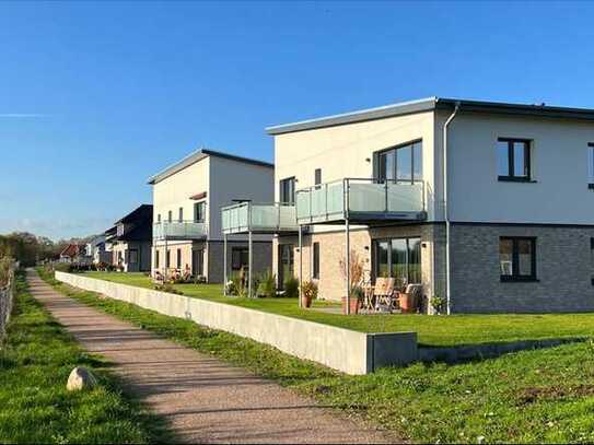 Private Wohngenossenschaft: 4-Zimmer-Wohnung mit Balkon in Laboe