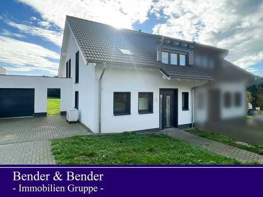 Moderne Doppelhaushälfte mit Garten in ruhiger Lage von Windeck! Neubau mit viel Potential!