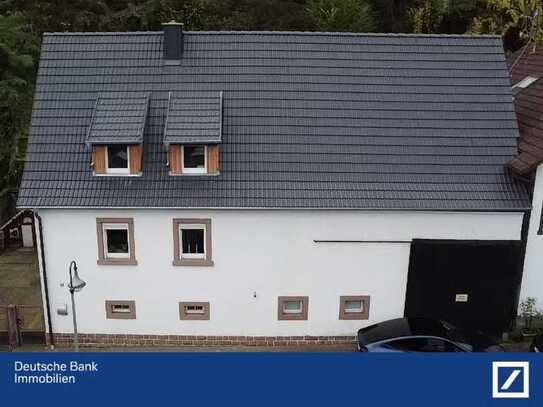 Gepflegtes Einfamilienhaus mit viel Potenzial, neue Pellet Heizung 2024 und Dach.