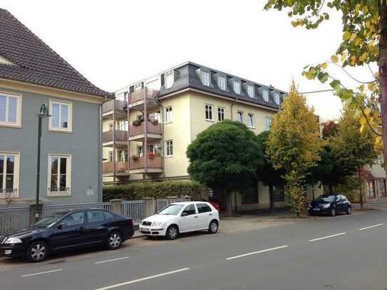 Sehr schöne 2-Raum Wohnung in sehr guter Lage mit Balkon, Badewanne, super Grundriss