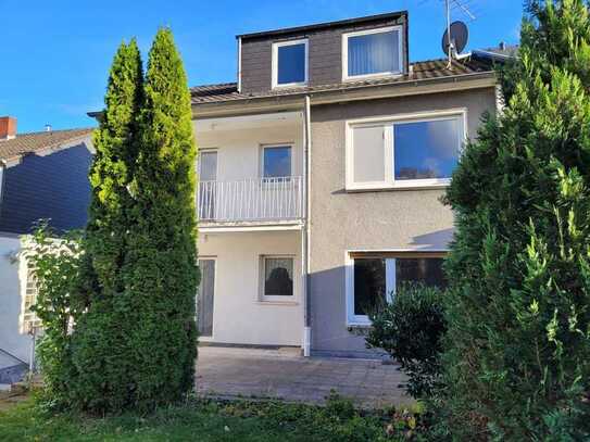 Schönes Ein-Zweifamilienhaus bezugsfrei, 163 m² WNFL auf 595 m² Traumgrundstück, 50999 Köln-Sürth