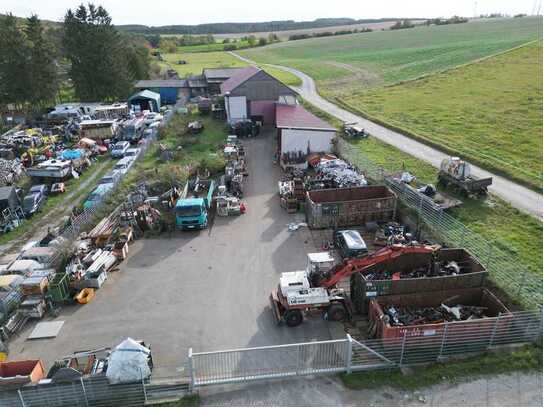 Halle mit Grundstück in Thangelstedt