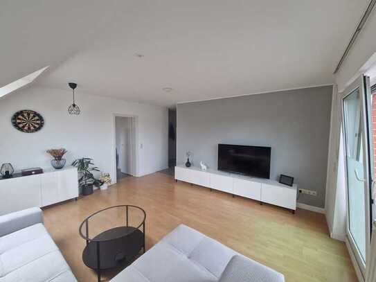 Traumhafte 3-Zimmer-Maisonette-Wohnung mit Balkon sowie Einzelgarage in Frechen- Königsdorf