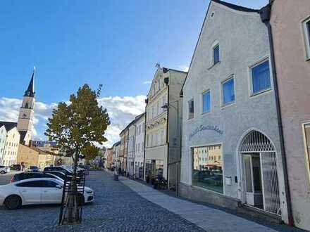 .Gelegenheit! 120m² Ladenfläche/Praxis/Büro in 1A Lage mittig am Stadtplatz von Neumarkt St. Veit