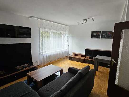 Gemütliche und helle 2-Zimmer-Hochparterre-Wohnung in Frankfurt Seckbach an der Grenze zu Bornheim