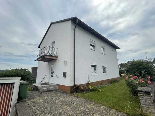 2-Familienhaus in ruhiger Lage mit schöner Aussicht