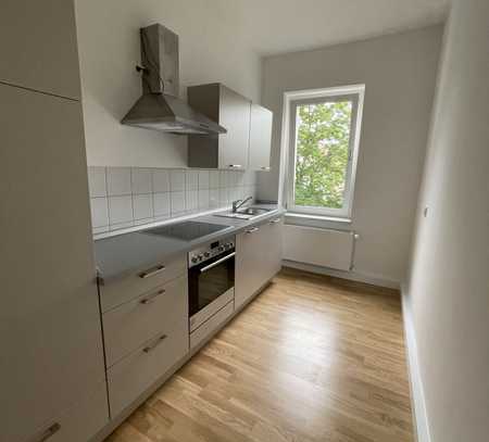 Attraktive zwei Zimmer mit Einbauküche in Leipzig - Wahren
