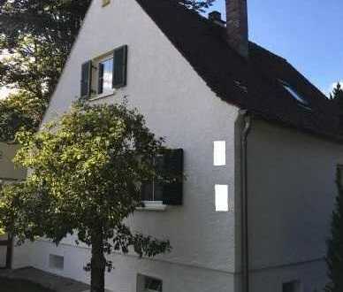 Kleines idyllisch gelegenes Haus, beste Lage Ingolstadt (Altstadtnähe)