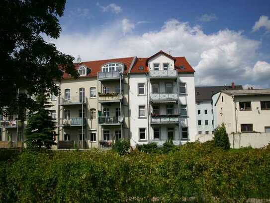 Geräumige 2-Raum-Wohnung mit Balkon im Zentrum