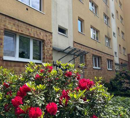 Schöne Eigentumswohnung mit Balkon und Einbauküche!