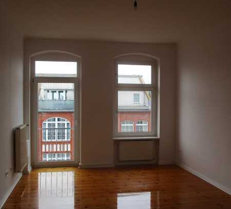 Wunderschöne und ruhige 2-Zimmer-Altbauwohnung in Berlin Mitte