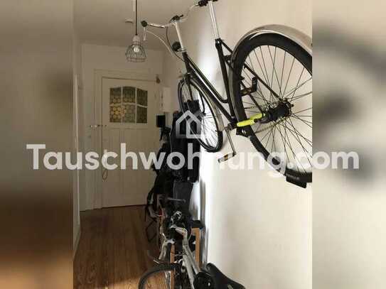 Tauschwohnung: Helle Altbauwohnung in Nebenstraße von lebendigem Ottensen