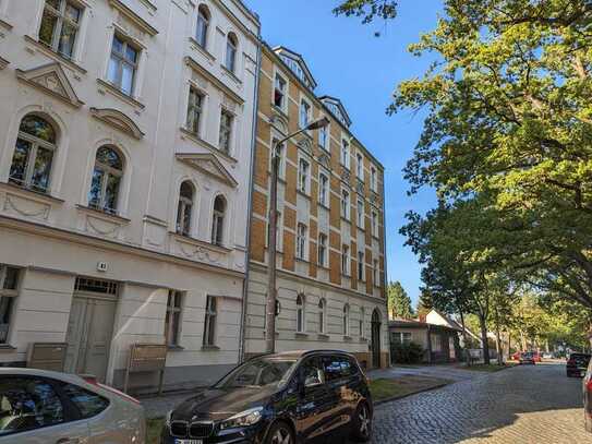 Vermietete 2-Zimmer-Altbauwohnung zur Eigennutzung oder Kapitalanlage! TOPLAGE Babelsberg!