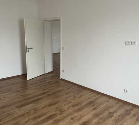 Günstige, vollständig renovierte 3-Zimmer-Wohnung mit gehobener Innenausstattung in Recklinghausen