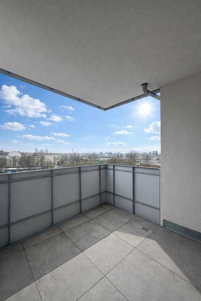 4-Zimmerwohnung mit Balkon * 2 Bäder * Einbauküche * Ruhige Lage in Spandau