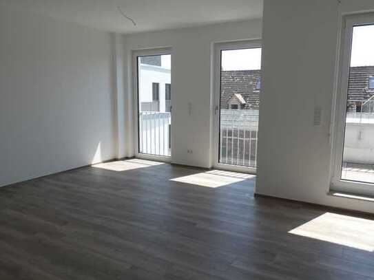 Helle moderne 2- Zimmerwohnung mit Balkon