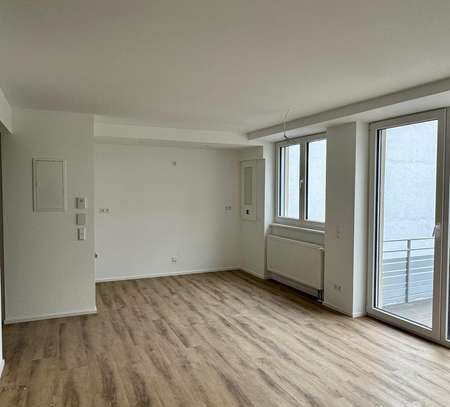 Helle 1,5 Zimmer Whg mit Balkon und Stellplatz in Karlsruhe