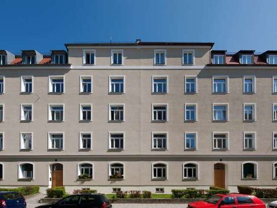 Neubau im Altbau mit riesiger Dachterrasse!