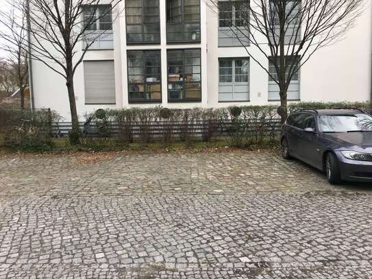 Außenstellplatz in bester Lage zu vermieten