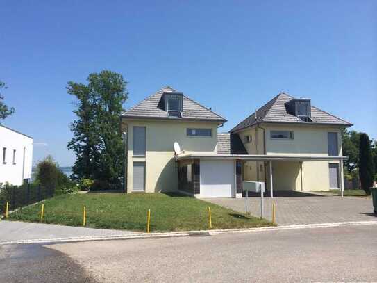 Landschlacht CH, Haus am Bodensee mit Seeanstoß