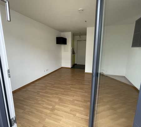 Tolle 1-Zimmer Wohnung / unbefristet mit Anmeldung direkt in Berlin Mitte!