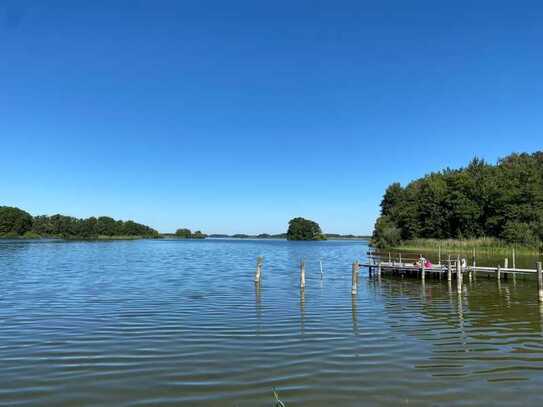 Exklusives Seegrundstück am Naturpark