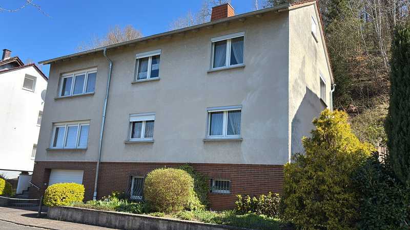                                                               Massives gro&szlig;z&uuml;giges Ein- bis Zweifamilienhaus mit Garage * Mieten oder doch KA&hellip;                                                       in Rain (Donau-Ries)