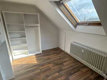 Vollständig renovierte 1,5-Raum-Wohnung mit Einbauküche in Blaubeuren