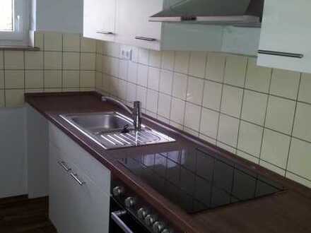 Vegesack - zentrale Lage: Helle 2 Zimmer im 2. OG