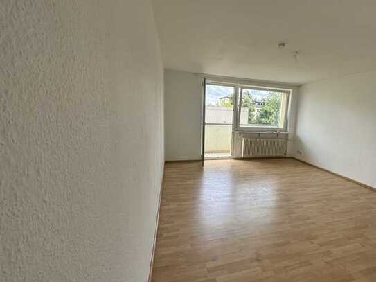 Möbilierte sonnige 1-Zimmer Wohnung mit Südbalkon in Frankfurt Bornheim