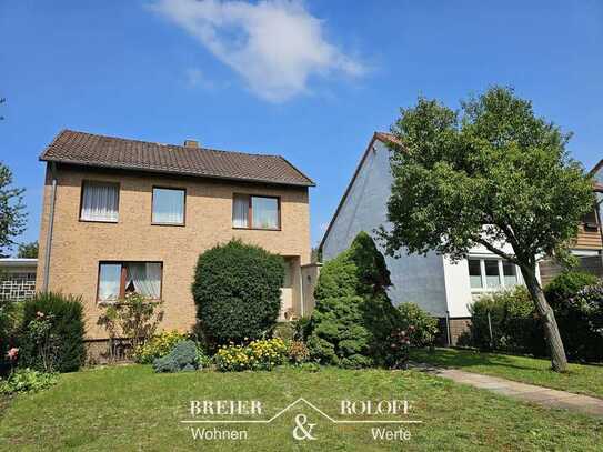 Familienglück mit großem Garten in ruhiger Seitenstraße