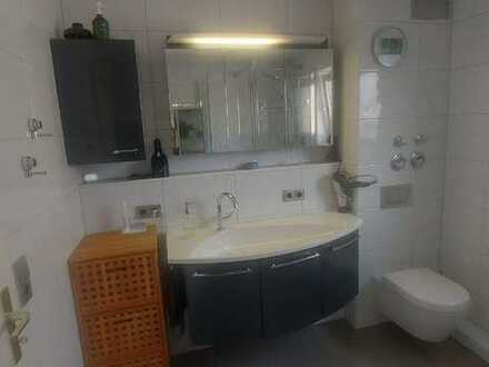 Exklusive 3-Zimmer-Dachgeschosswohnung mit Terrasse und EBK in Schwetzingen